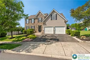 2305 Aberdeen Way, Lower Macungie Township, PA 18062 - Photo 3