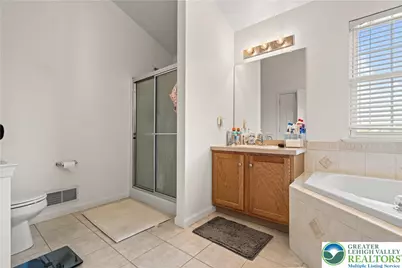 2305 Aberdeen Way, Lower Macungie Township, PA 18062 - Photo 35
