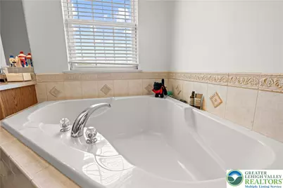 2305 Aberdeen Way, Lower Macungie Township, PA 18062 - Photo 37