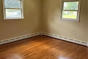 1621 Chippendale Cir, Bethlehem City, PA 18017 - Photo 3