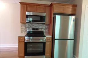 28 N 13th St, Allentown City, PA 18102 - Photo 3