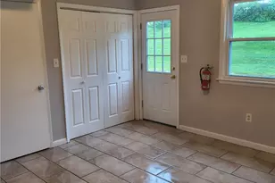 97 E Hillcrest Ln, Slatington Boro, PA 18080 - Photo 5
