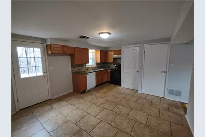 121 E Hillcrest Lane #E43, Slatington Boro, PA 18080 - Photo 5