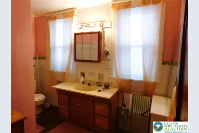 358 W Bertsch Street, Lansford Boro, PA 18232 - Photo 15