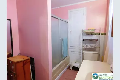358 W Bertsch Street, Lansford Boro, PA 18232 - Photo 17