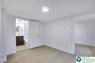 211 N 8th St, Stroudsburg, PA 18360 - Photo 23