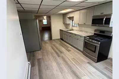 231 Peach Street N, Allentown City, PA 18102 - Photo 5
