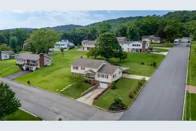 14 Brook Drive, Mahoning Twp, PA 18235 - Photo 3