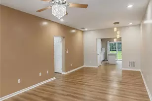 226 Huntington Ln, Easton, PA 18040 - Photo 5