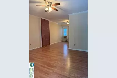 2107 W Broad Street, Bethlehem City, PA 18018 - Photo 5