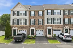 1648 Oakridge Ln, Hellertown Boro, PA 18055 - Photo 65