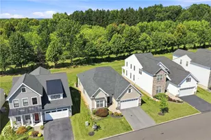 1692 Valley View Dr, Allentown City, PA 18104 - Photo 5