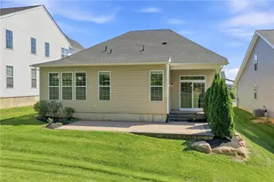 1692 Valley View Dr, Allentown City, PA 18104 - Photo 11