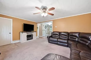 364 Mahoning Dr E, Mahoning Twp, PA 18235 - Photo 9