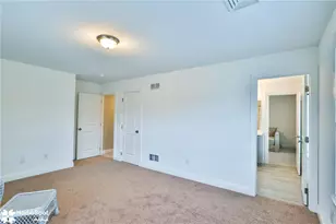 4473 Old Saucon Rd, Bethlehem City, PA 18015 - Photo 17