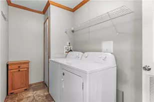 2 Woodview Ct, Moore Township, PA 18014 - Photo 11