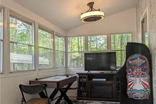 136 Tomhickon Trail, Pocono Lake, PA 18347 - Photo 9
