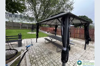 426 W Berwick Street, Easton, PA 18042 - Photo 35