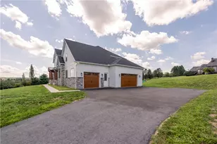 4280 Wyndemere Circle, Lowhill Township, PA 18078 - Photo 11