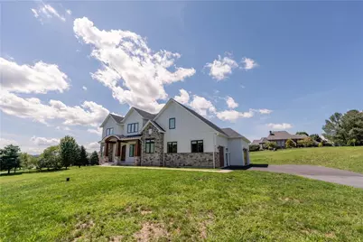 4280 Wyndemere Circle, Lowhill Township, PA 18078 - Photo 3