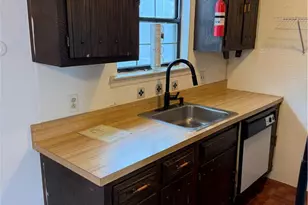 2868 Ithaca St, Allentown City, PA 18103 - Photo 5