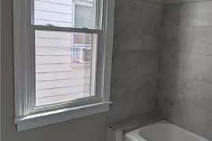 1031 Washington St, Easton, PA 18042 - Photo 5