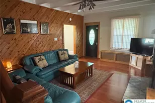 26 Center Ave, Mount Pocono Boro, PA 18344 - Photo 3