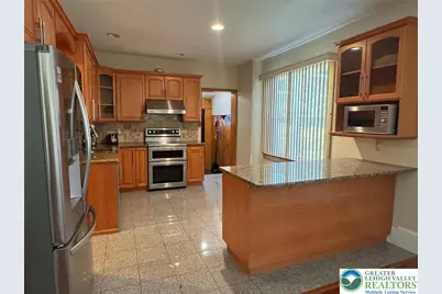 26 Center Ave, Mount Pocono, PA 18344 - Photo 7