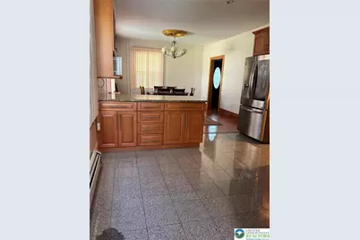 26 Center Ave, Mount Pocono Boro, PA 18344 - Photo 11