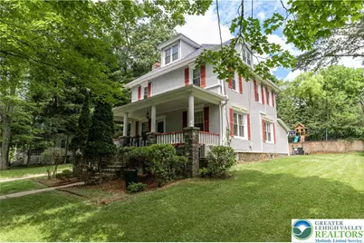 26 Center Ave, Mount Pocono, PA 18344 - Photo 29