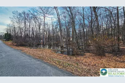 Indian Way, East Stroudsburg, PA 18302 - Photo 3