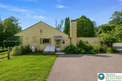 2160 Wassergass Road, Lower Saucon Township, PA 18055 - Photo 23