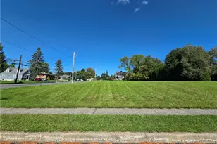 2810 Kingsview Ave, Easton, PA 18045 - Photo 1