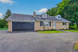524 Clyde St, Plainfield Township, PA 18064 - Photo 1