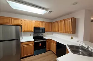 7359 Sauerkraut Ln, Macungie Boro, PA 18062 - Photo 9