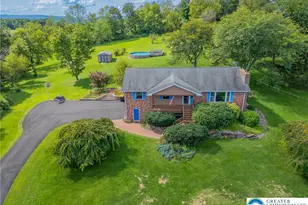 395 Sunrise Blvd, Upper Mt Bethel Twp, PA 18343 - Photo 3