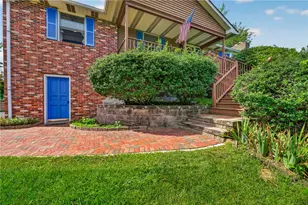 395 Sunrise Blvd, Upper Mt Bethel Twp, PA 18343 - Photo 5