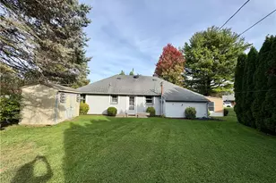 3202 Aberdeen Cir Allentown, South Whitehall Township, PA 18104 - Photo 3