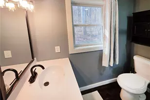 3911 Dogwood Ln, Durham Twp, PA 18077 - Photo 7