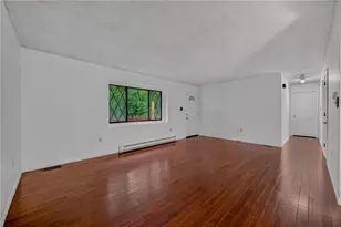 1570 Astolat Rd, Effort, PA 18330 - Photo 19