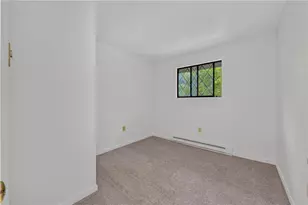 1570 Astolat Rd, Effort, PA 18330 - Photo 35