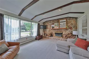 2826 Hillcrest Dr E, Coplay Boro, PA 18037 - Photo 17