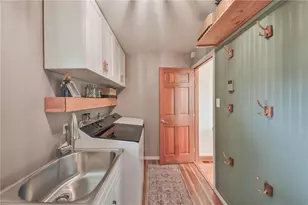 2826 Hillcrest Dr E, Coplay Boro, PA 18037 - Photo 65