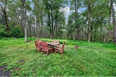 5112 Navajo Place, Coolbaugh Twp, PA 18466 - Photo 11