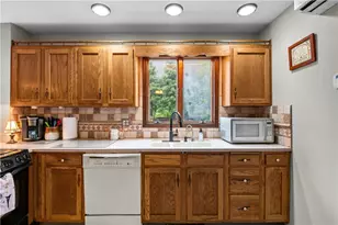 214 Grouse Hill Rd, Hereford Twp, PA 19504 - Photo 5