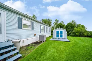 5163 Stone Terrace Dr, Whitehall Township, PA 18052 - Photo 7