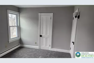 26 E Walnut Street, Nazareth, PA 18064 - Photo 19