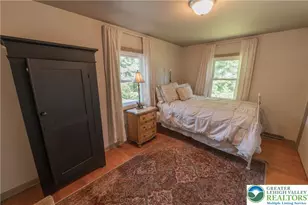 1063 Manor Dr, Lower Macungie Township, PA 18103 - Photo 17