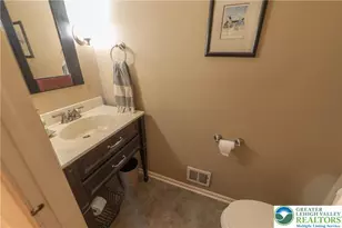 1063 Manor Dr, Lower Macungie Township, PA 18103 - Photo 13