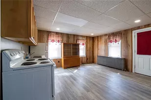 138 Sanders, Plainfield Township, PA 18072 - Photo 3